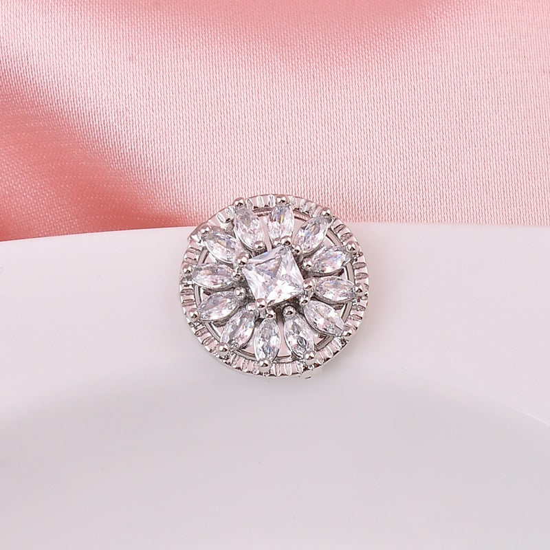 Broche Magnétique Fleur Cristal – Aimant Hijab Bijou